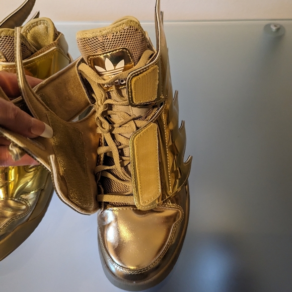 JEREMY SCOTT ADIDAS GOLD WINGS MENS SZ 5 / LADIES 7 - Picture 14 of 16